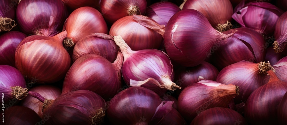 Poster heap of onions close-up with few in center