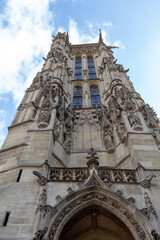 Fototapeta premium Saint Jacques Tower in Paris