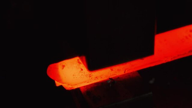 รูปภาพBlacksmithing – เลือกดูภาพถ่ายสต็อก เวกเตอร์ และวิดีโอ100,564 ...