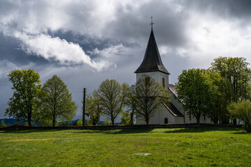 Nunkirche (ab 1072) in Sargenroth im Hunsrück