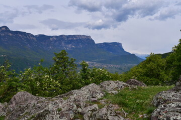 Blick von Castelfeder nach Kaltern in Südtirol 