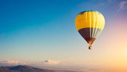 Obraz premium air balloon on the pastel sky