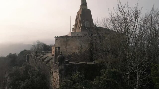 monument du sacr&eacute; coeur et la baie de San Sebastian, espagne