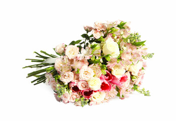 Obraz na płótnie Canvas Beautiful bouquet of fresh flowers isolated on white