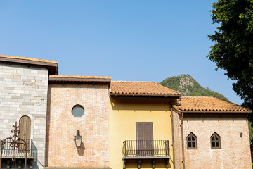 Background photos taken in places with Italian-style architecture.
