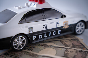 パトカー 緊急車両 事件 犯罪 © HOTAKA