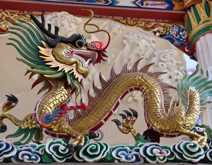 Obraz premium Chinese dragon statue