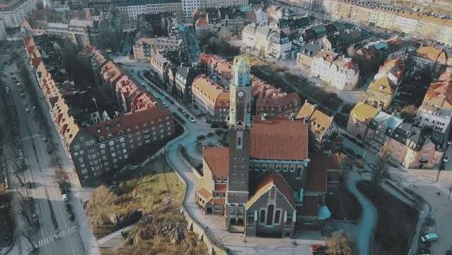 Drone shot of Engelbrektskyrkan and its surrounding area.