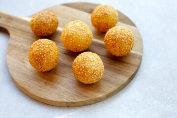Thai snack, Fried mung bean stuffed balls