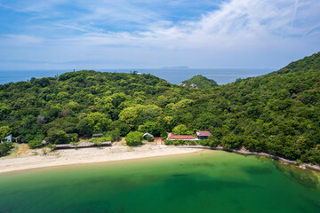 香川県三豊市仁尾町にある無人島の蔦島