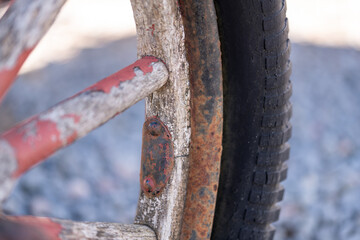 rusty metal bars on wheel