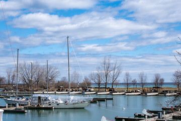 Fototapeta na wymiar Bluffer's Park Marina with lake view April