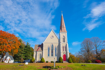 Trinity Episcopal Church at Town Common on 47 East Street in historic town center of Wrentham, Massachusetts MA, USA. 