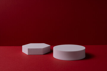 3d geometric standing red background