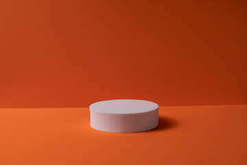 stand 3d geometric shape