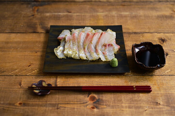 鯛のおぼろ昆布締め