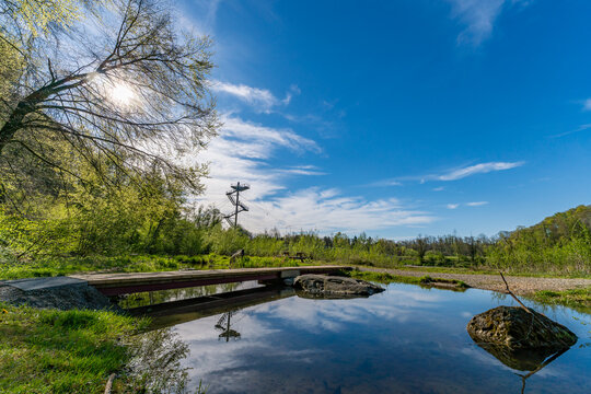 Fantastic spring hike along the Illerschleife with a viewing platform and castle ruins
