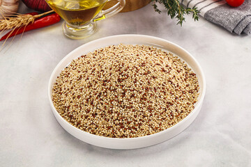 Raw dry quinoa seeds cereal