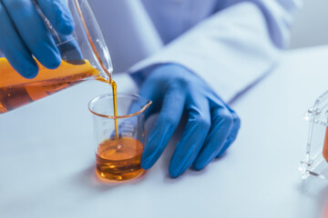 Oil release, chemical reagent mixing, laboratory and scientific experiments, medical research...