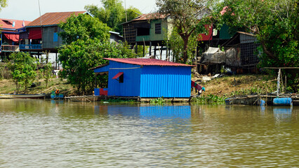 village at tonle sap river shore