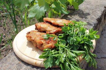 grilled chicken wings with herbs