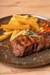 Juicy picaña meat with fries