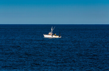 Mar e por do Sol na praia