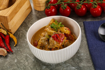 Yellow THai curry with beef
