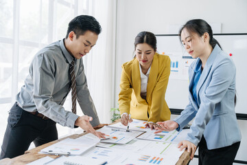 Fototapeta premium Hands taking slices of pizza close view. Group of Friends eating pizza at the beach. Fast food concept. Picnic at the beach. Summer vacation, holidays, travel, lifestyle and people concept.