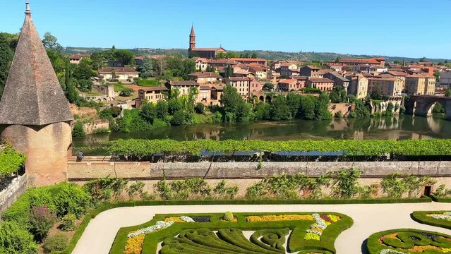 Garden of the Berbie Palace and Sainte-Madeleine district in Albi, France