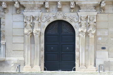Cariatidi Lecce