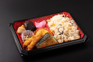炊き込みご飯の弁当