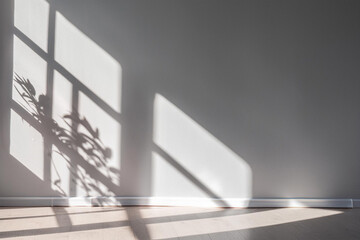 Obraz premium Empty room with a dark gray wall mockup