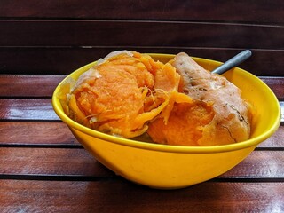 sweet potatoes that have been boiled and ready to eat