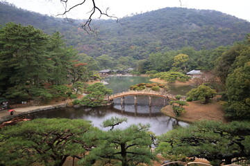 A Japanese garden : a scene of Ritsurin-koen Park in Takamatsu City in Kagawa Prefecture 日本庭園：香川県高松市にある栗林公園の風景