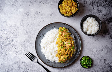 Oyadkodon, chicken and eggs rice bowl