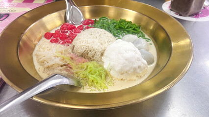 Jae Wan, famous dessert store in Bangkok, Thailand. lisa blackpink favorite dessert