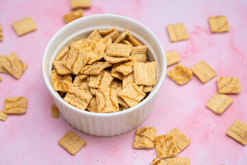 cinnamon breakfast cereal in a bowl
