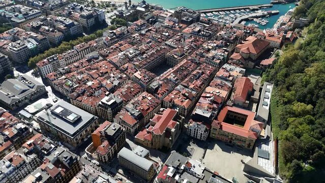 Donostia San Sebasti&aacute;n - Vista a&eacute;rea de la Parte Vieja de San Sebasti&aacute;n