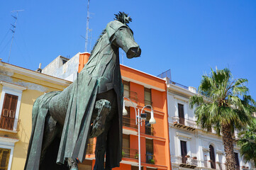 ヨーロッパの街中に飾られている馬の銅像