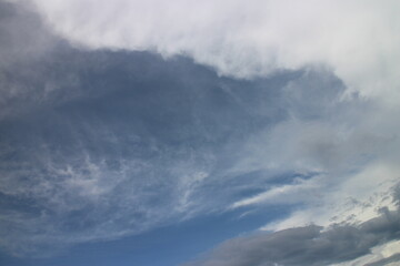 Obraz premium blue sky and White cloud nature background. Beautiful cloud in blue sky.