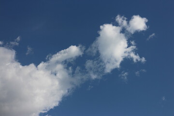 Fototapeta premium summer blue sky cloud gradient light white background.