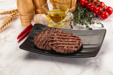 Grilled beef cutlet for burger