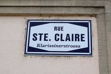street name sign: Rue Ste. Claire