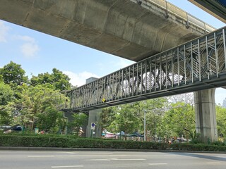 Floating bridge for people across the road 005