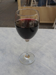 red wine glass