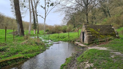 Fontaine et chapelle Sainte-Catherine