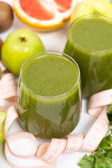 Green Low Calorie Slimming Smoothie, Measuring Tape