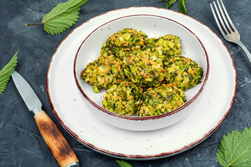 Diet cutlets made from fresh nettles.