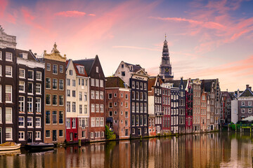 Fototapeta premium Amsterdam city canal houses